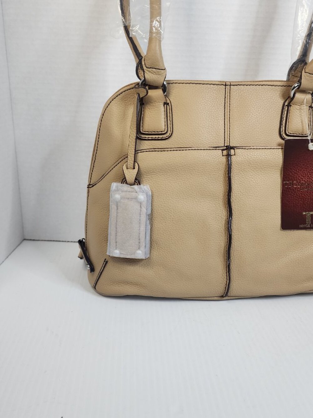Tignanello Pebbled Leather Domed Satchel Shoulder Handbag Purse - Picture 3 of 12